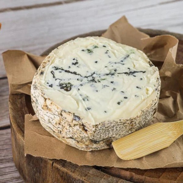 Queijo Gorgonzola Duplo Creme – Peça inteira (700g)